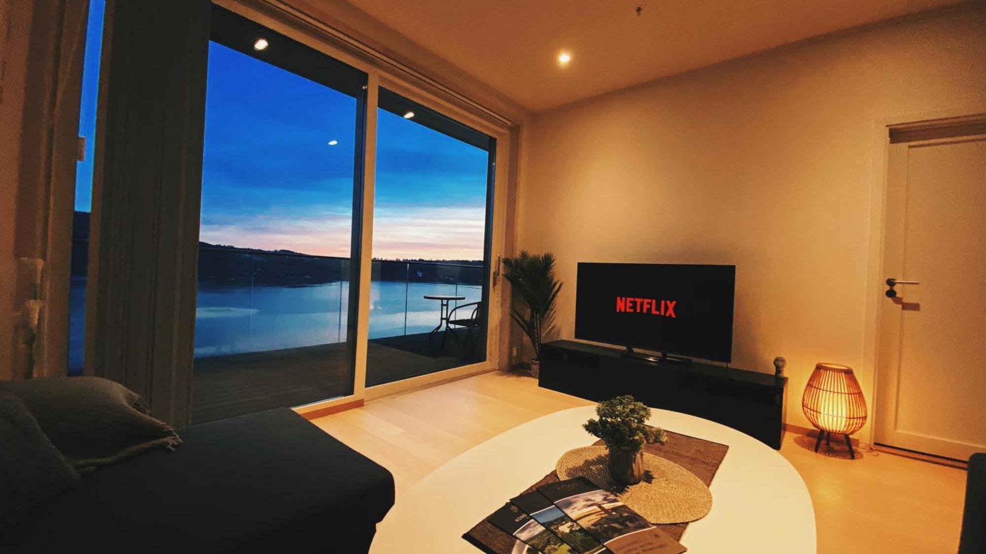 Mjos Tower Suite - Lovely Lake View Brumunddal Extérieur photo